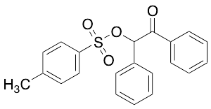 2-Phenyl-2-(p-toluenesulfonyloxy)acetophenone