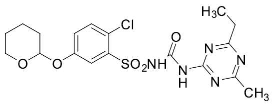 2-Chloro-N-((4-ethyl-6-methyl-1,3,5-triazin-2-yl)carbamoyl)-5-((tetrahydro-2H-pyran-2-yl)oxy) Benzenesulfonamide